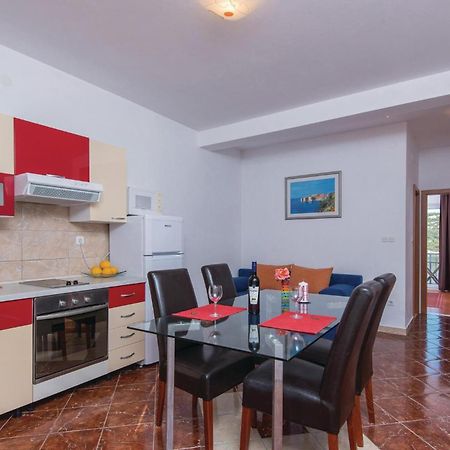 Gorgeous Apartment In Dubrava With Kitchen Extérieur photo